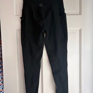 Beyond Yoga Black High-Rise Leggings with Subtle Logo